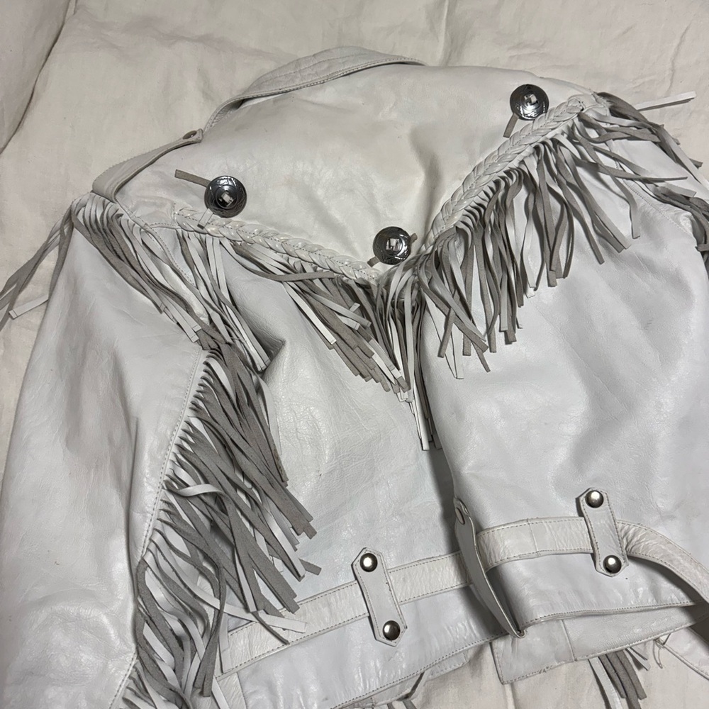 Jack by BB Dakota White Leather Fringe Jacket vintage but great condition. XL